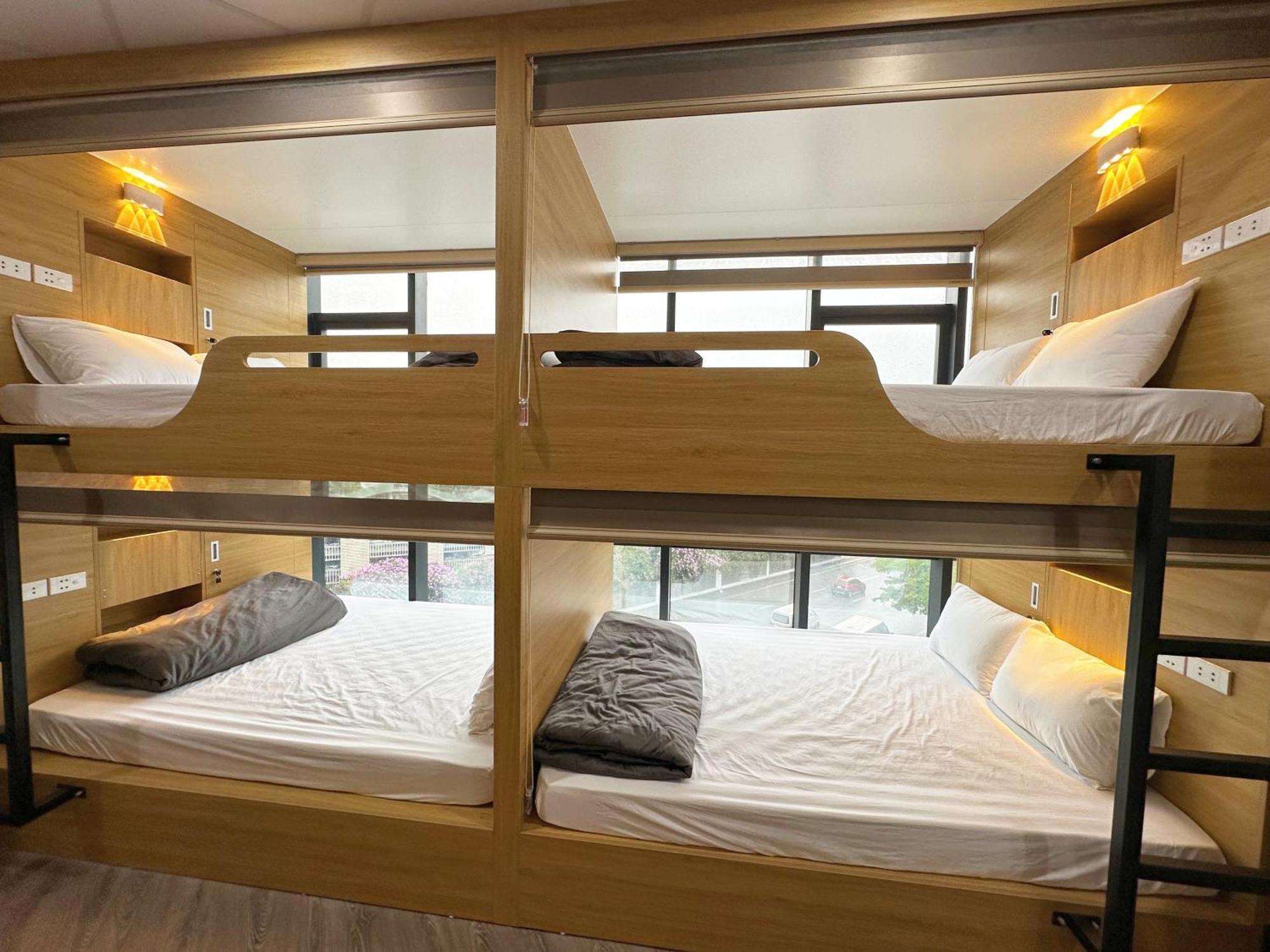 Hanoi Capsule Station Hostel Екстериор снимка