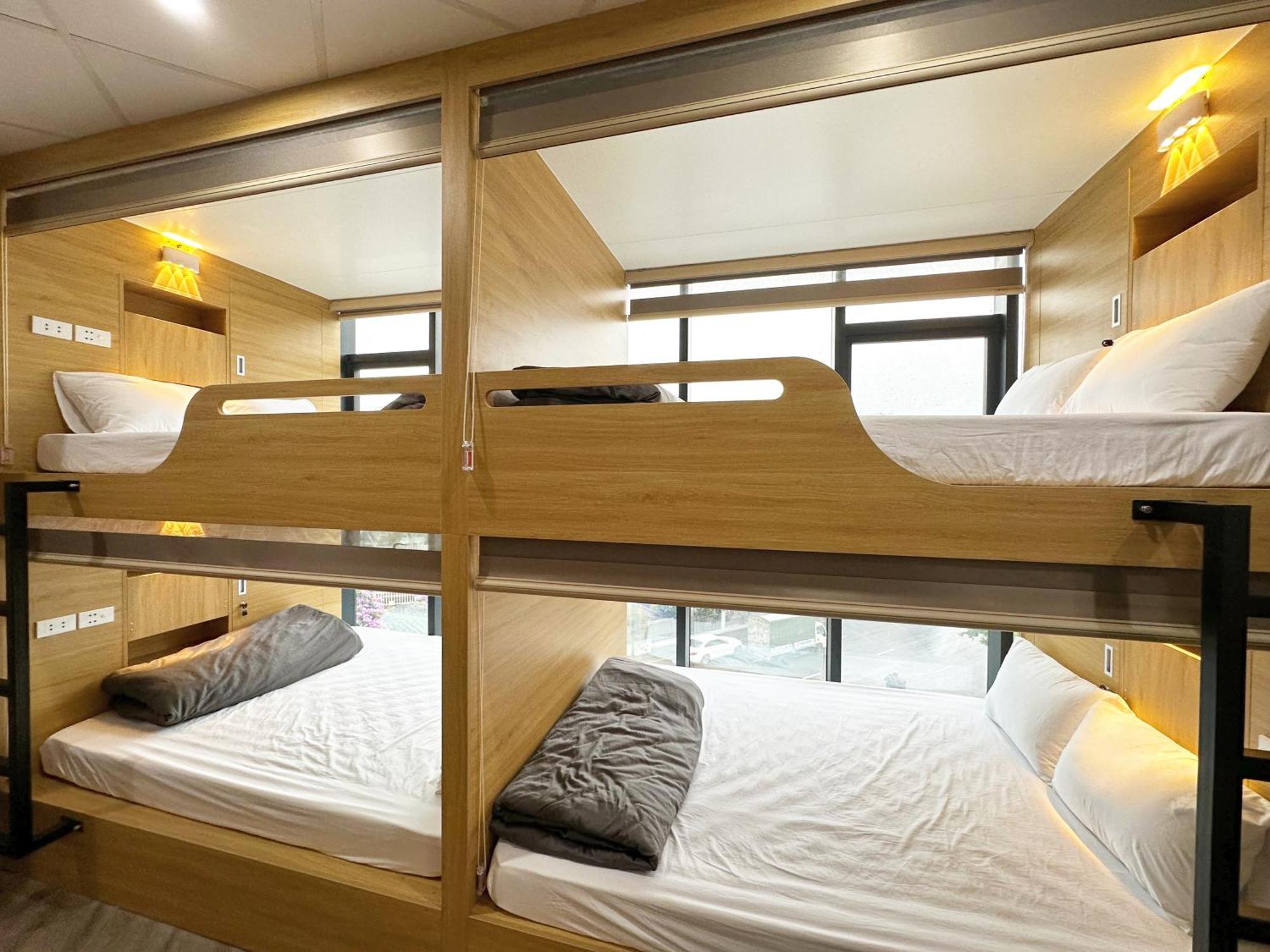 Hanoi Capsule Station Hostel Екстериор снимка