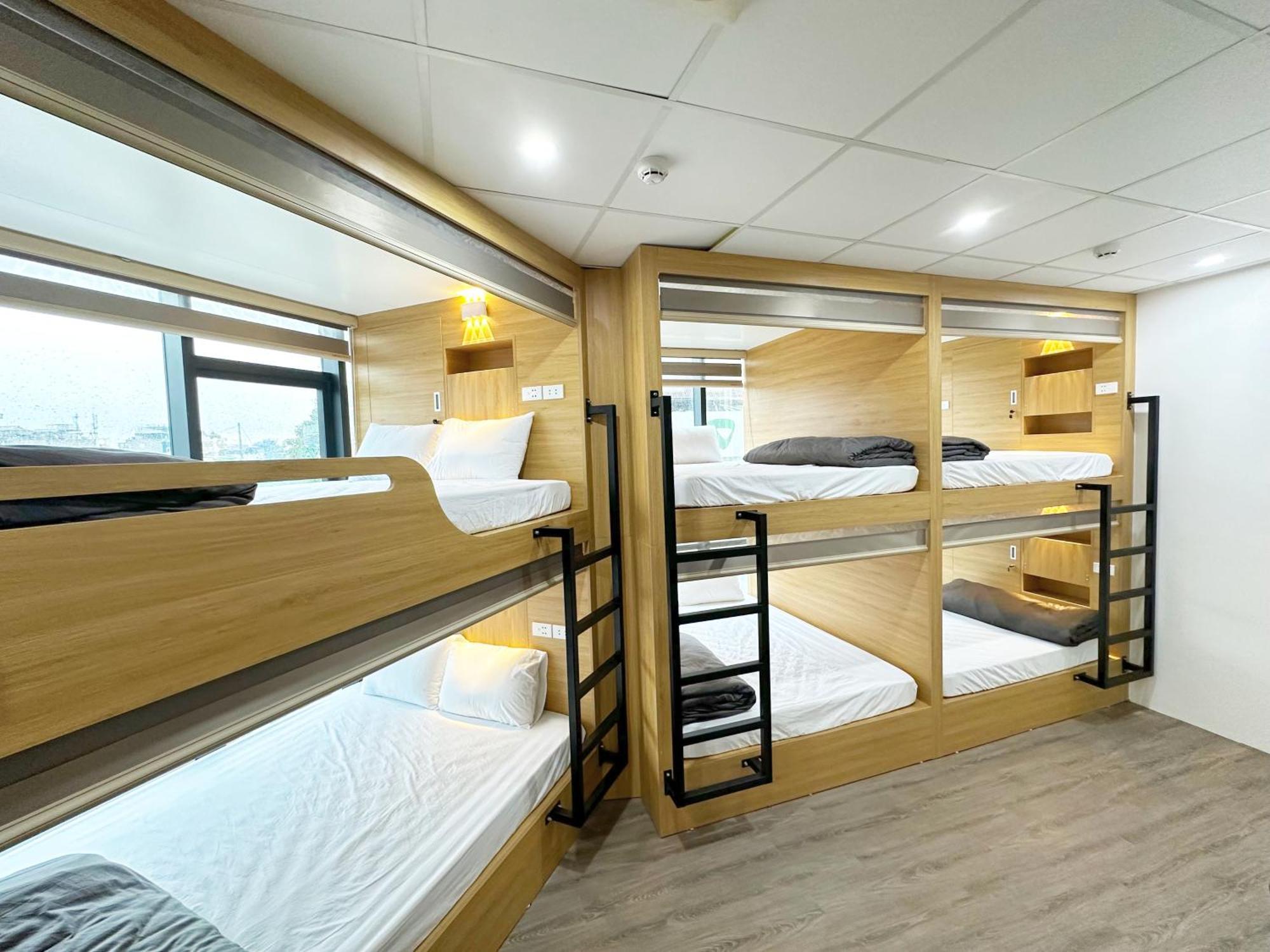 Hanoi Capsule Station Hostel Екстериор снимка